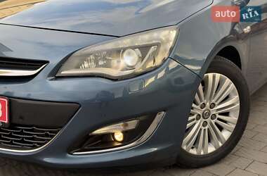 Універсал Opel Astra 2014 в Стрию