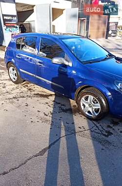 Хэтчбек Opel Astra 2005 в Одессе