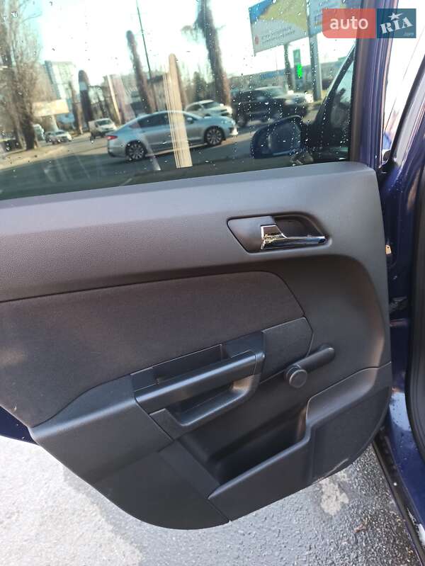 Хэтчбек Opel Astra 2005 в Одессе