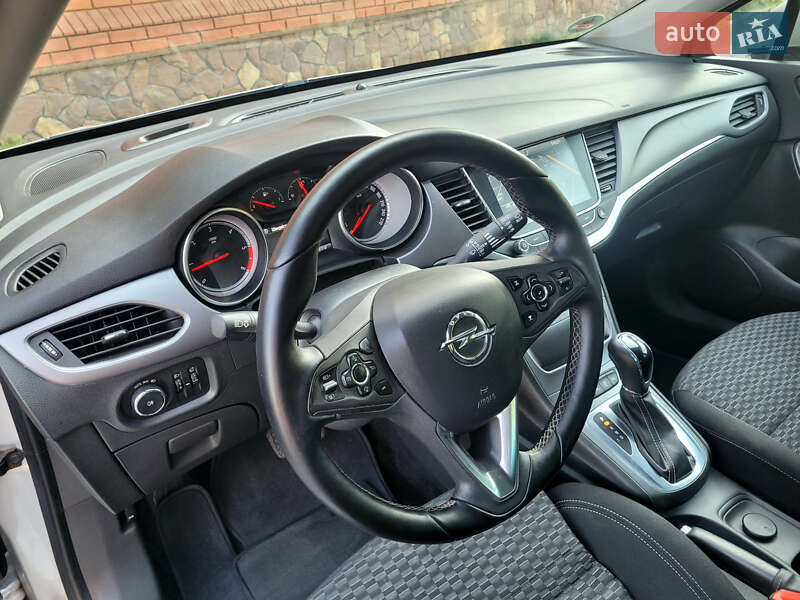 Универсал Opel Astra 2017 в Хмельницком