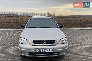 Седан Opel Astra 2008 в Чернівцях