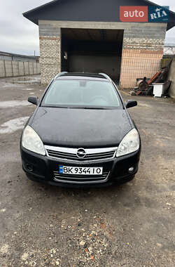 Універсал Opel Astra 2008 в Березному