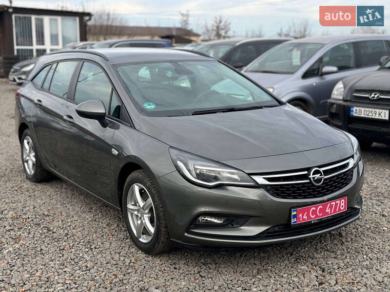 Універсал Opel Astra 2018 в Вінниці