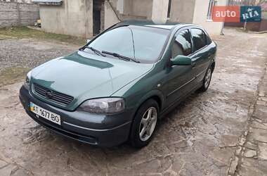 Седан Opel Astra 2003 в Бучачі