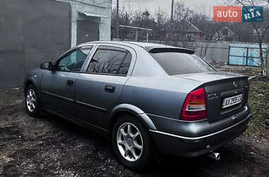 Седан Opel Astra 2006 в Харкові