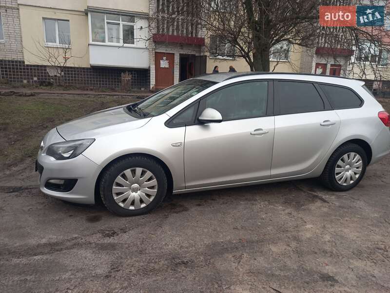 Универсал Opel Astra 2012 в Житомире