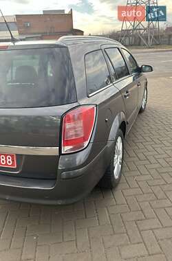 Универсал Opel Astra 2009 в Белой Церкви