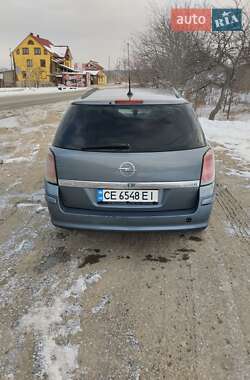 Універсал Opel Astra 2004 в Вижниці