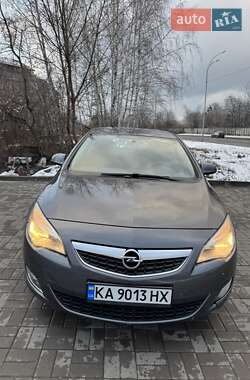 Хетчбек Opel Astra 2011 в Києві