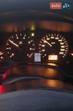 Хэтчбек Opel Astra 2000 в 