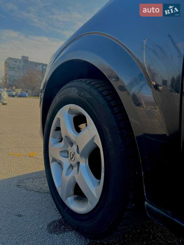 Хэтчбек Opel Astra 2008 в Запорожье