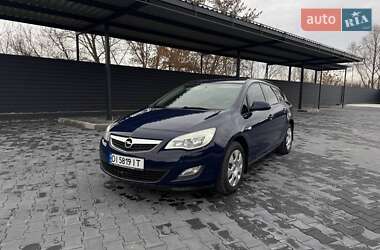 Універсал Opel Astra 2012 в Кам'янець-Подільському