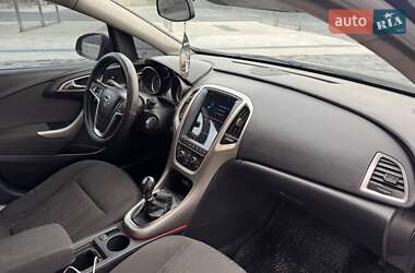 Універсал Opel Astra 2012 в Кам'янець-Подільському