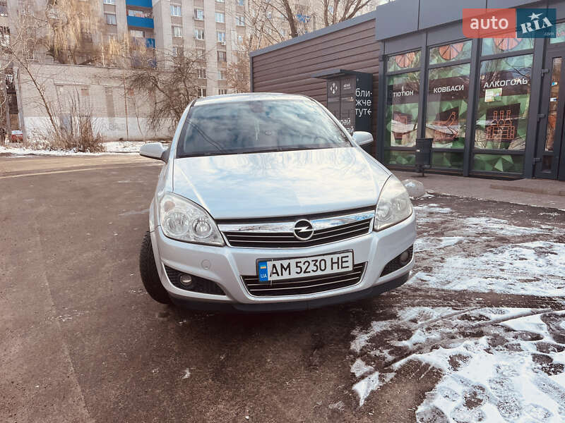 Хетчбек Opel Astra 2007 в Житомирі