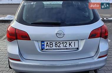 Універсал Opel Astra 2014 в Вінниці