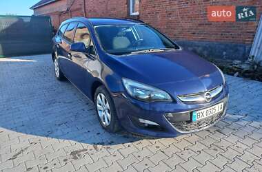 Универсал Opel Astra 2013 в Хмельницком