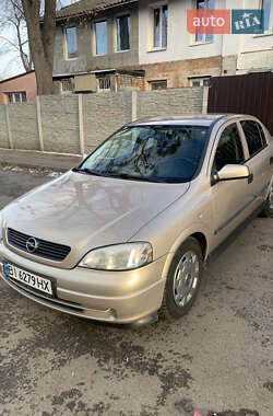 Хетчбек Opel Astra 2000 в Полтаві