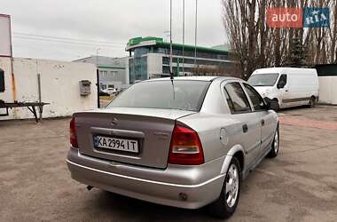 Седан Opel Astra 2001 в Києві