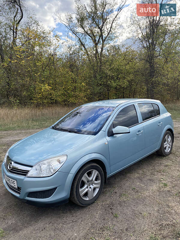 Opel Astra 2009