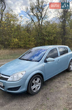 Хэтчбек Opel Astra 2009 в 