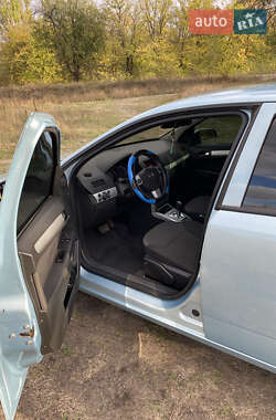 Хетчбек Opel Astra 2009 в Дніпрі