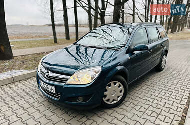 Універсал Opel Astra 2007 в Полтаві