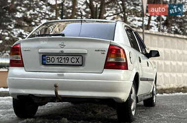 Хэтчбек Opel Astra 2001 в Львове