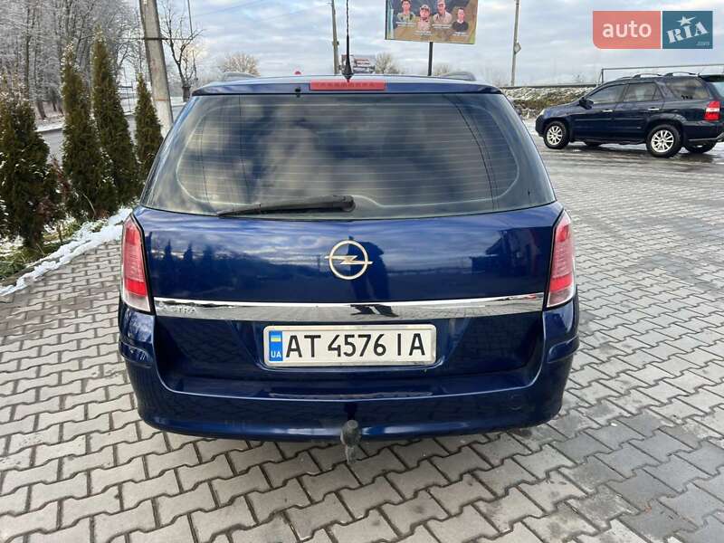 Универсал Opel Astra 2008 в Тлумаче