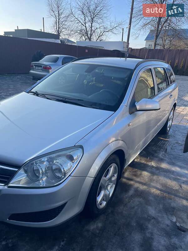 Універсал Opel Astra 2008 в Бучачі