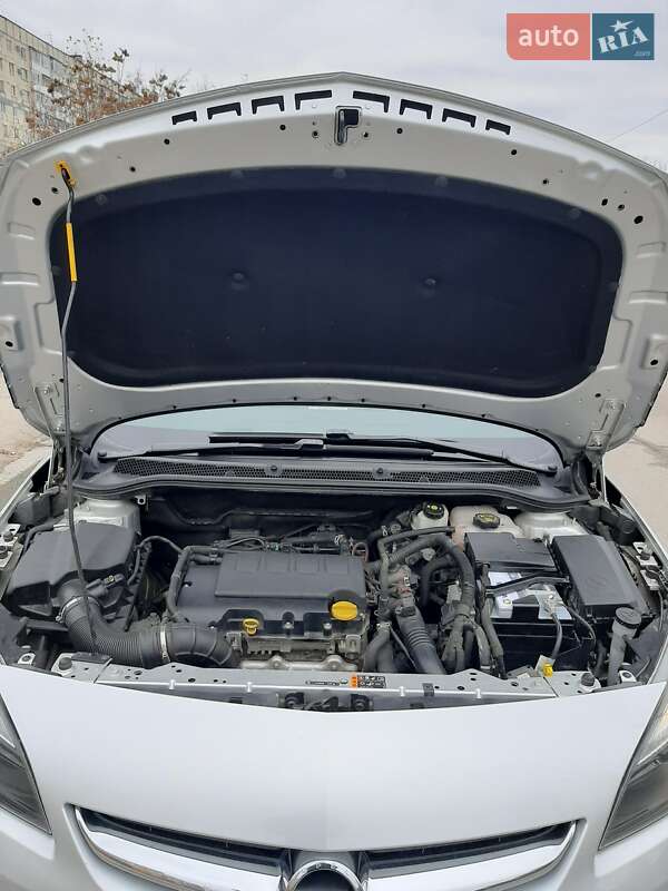 Седан Opel Astra 2019 в Запоріжжі