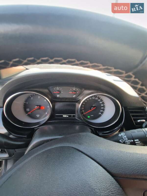 Хэтчбек Opel Astra 2019 в Черновцах