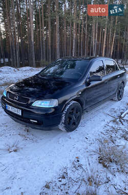 Седан Opel Astra 2008 в Рокитному