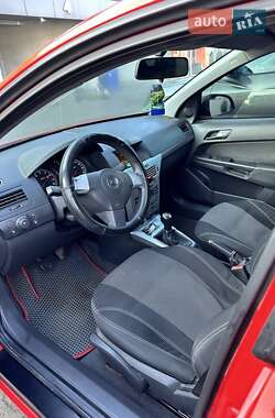 Хэтчбек Opel Astra 2009 в 