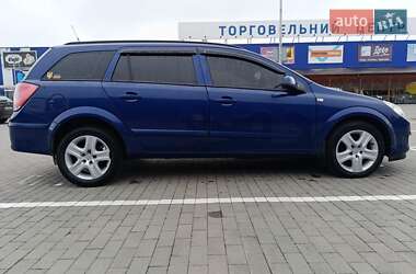 Універсал Opel Astra 2009 в Калуші