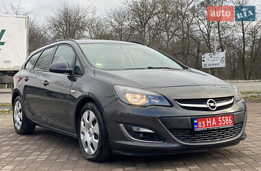 Універсал Opel Astra 2013 в Бурштині