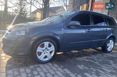 Універсал Opel Astra 2006 в Луцьку