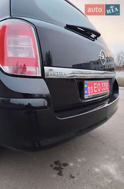 Універсал Opel Astra 2009 в Білій Церкві