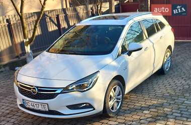 Універсал Opel Astra 2019 в Львові