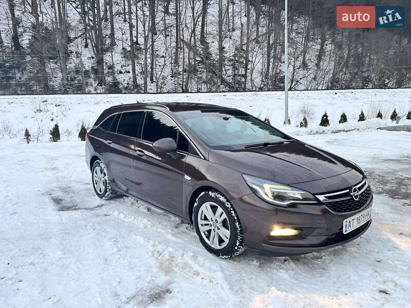 Opel Astra 2016