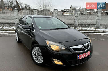 Універсал Opel Astra 2011 в Стрию