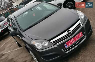 Універсал Opel Astra 2010 в Білій Церкві