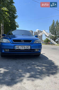 Хетчбек Opel Astra 1999 в 