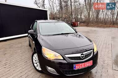 Хетчбек Opel Astra 2010 в Умані