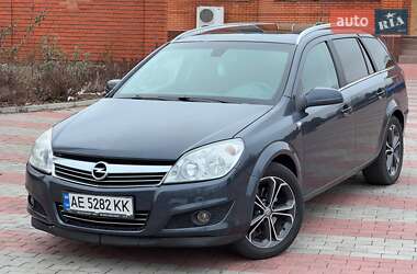 Універсал Opel Astra 2009 в Запоріжжі