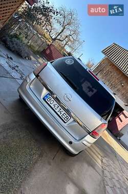 Универсал Opel Astra 2006 в 