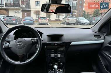 Універсал Opel Astra 2010 в Києві