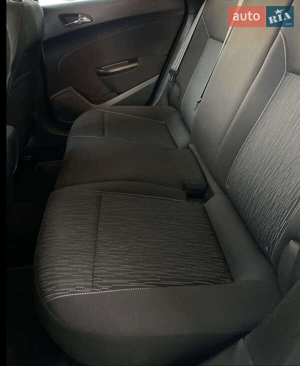 Универсал Opel Astra 2014 в Ивано-Франковске фото 6 Универсал Opel Astra 2014 в Ивано-Франковске