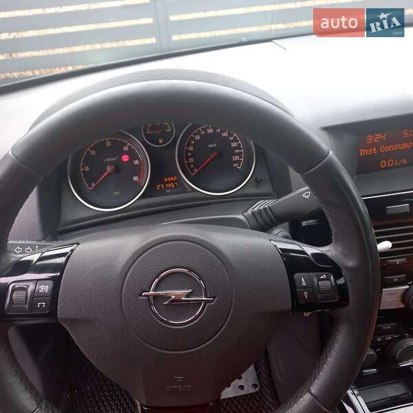 Универсал Opel Astra 2010 в Радехове фото 16 Универсал Opel Astra 2010 в Радехове