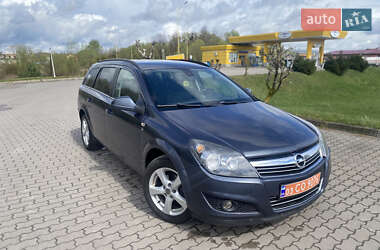 Універсал Opel Astra 2010 в Бродах