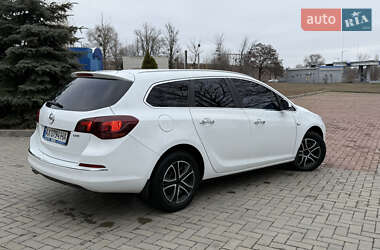 Універсал Opel Astra 2012 в Харкові